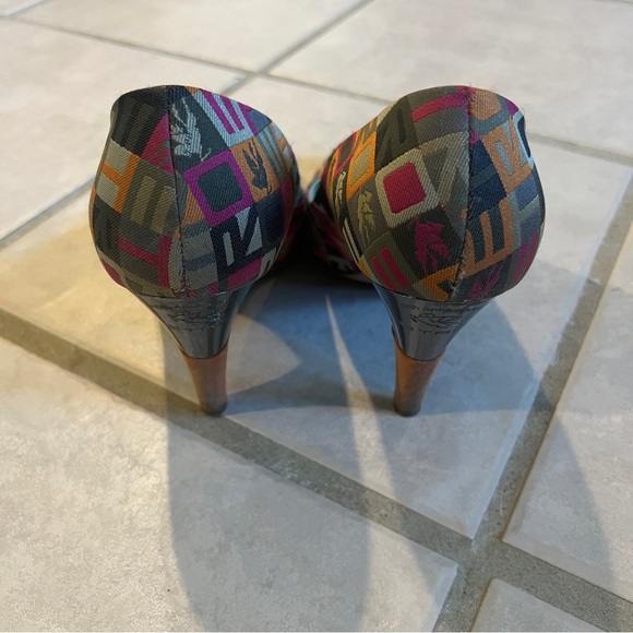 Etro 2008 40th Anniversary Circus Spell Out Pointed Toe Patchwork Heels - Picture 4 of 10